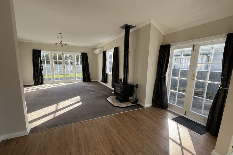 Photo of property in 11 Saint James Avenue, Boulcott, Lower Hutt, 5011