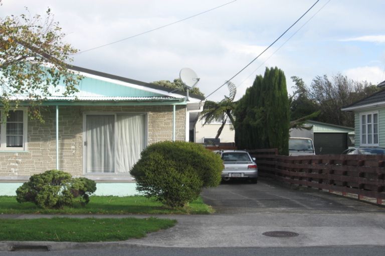 Photo of property in 40a Dyer Street, Epuni, Lower Hutt, 5011