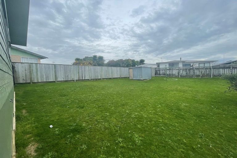 Photo of property in 11 Villa Place, Bell Block, New Plymouth, 4312