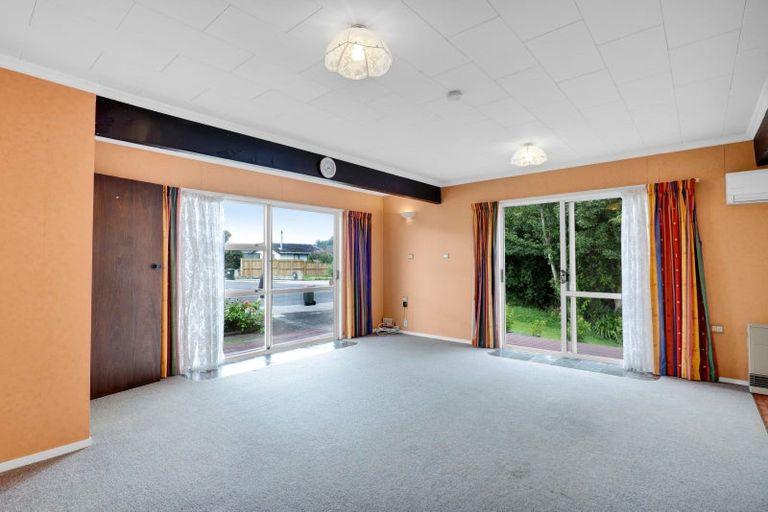 Photo of property in 29 Montjoy Street, Stratford, 4332