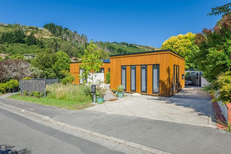 Photo of property in 3 Plumwood Lane, Cashmere, Christchurch, 8022