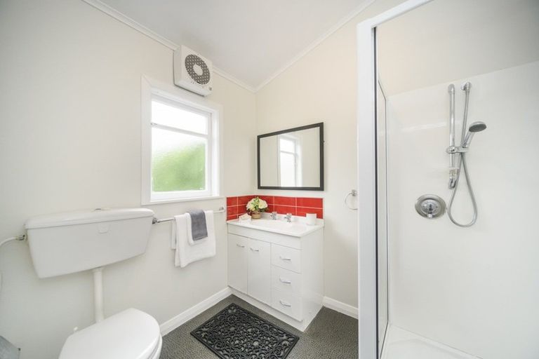 Photo of property in 375 College Street, Hokowhitu, Palmerston North, 4410