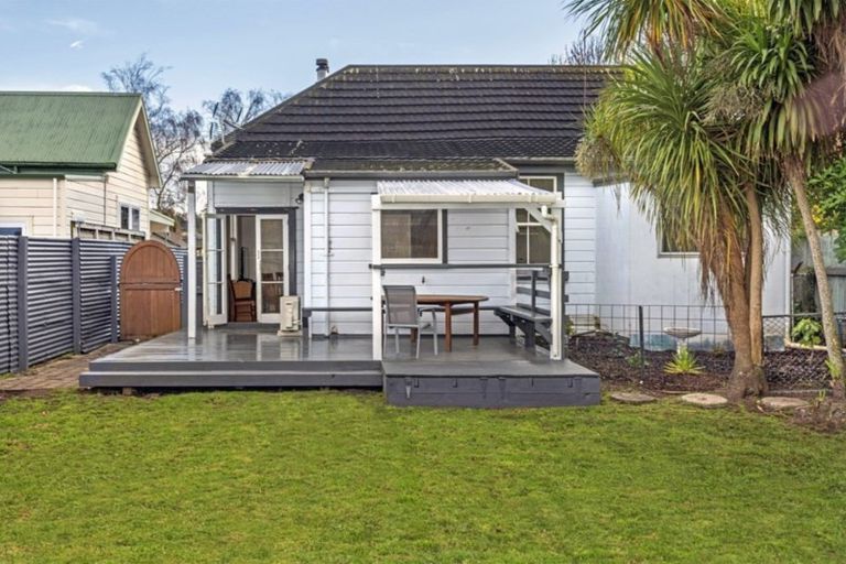Photo of property in 57 Stafford Street, Whataupoko, Gisborne, 4010
