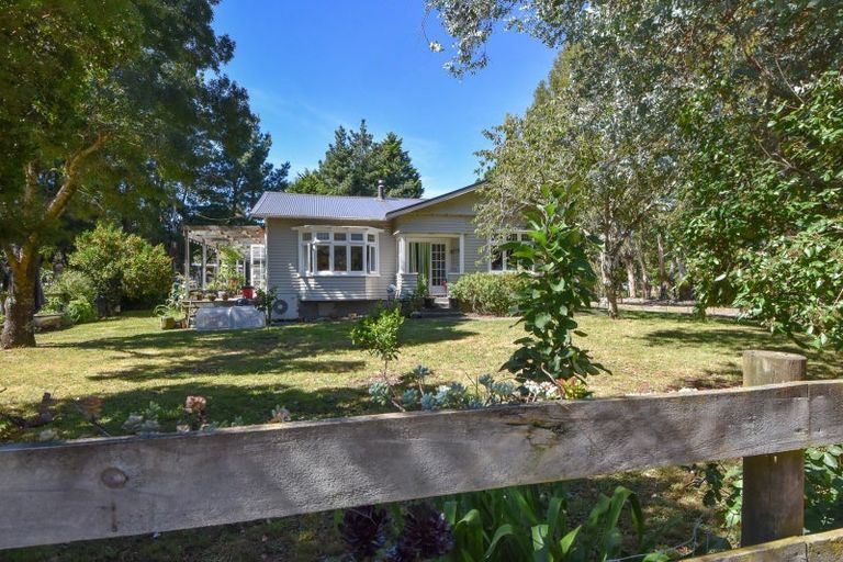 Photo of property in 45 Moroa Road, Tauwharenikau, 5771