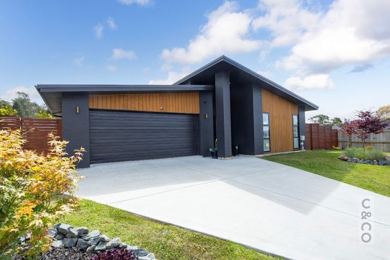 Photo of property in 6 Pukemarino Road, Waimauku, 0812