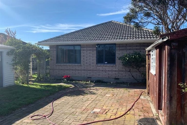 Photo of property in 37 Basingstoke Street, Aranui, Christchurch, 8061