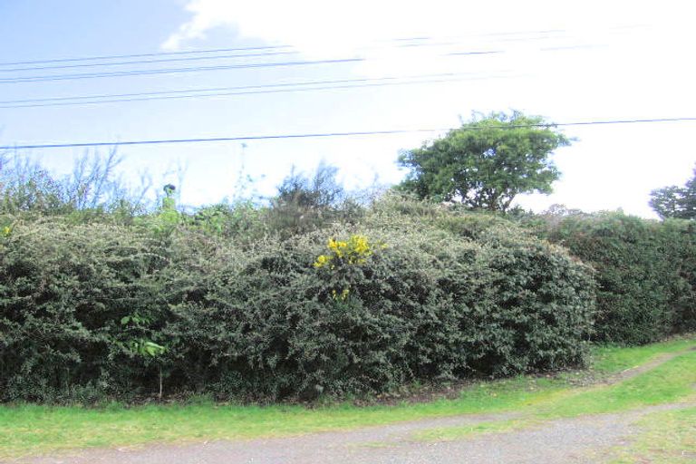 Photo of property in 15 Peehimanini Road, Waitahanui, Taupo, 3378