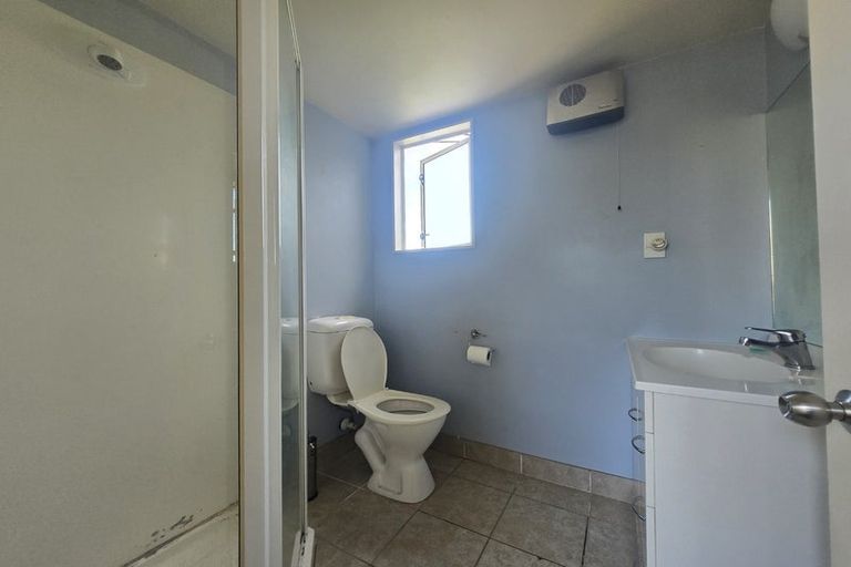 Photo of property in 2/346 Hereford Street, Linwood, Christchurch, 8011