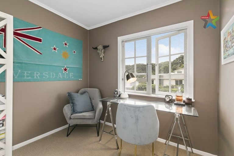 Photo of property in 4a Taumaru Avenue, Lowry Bay, Lower Hutt, 5013