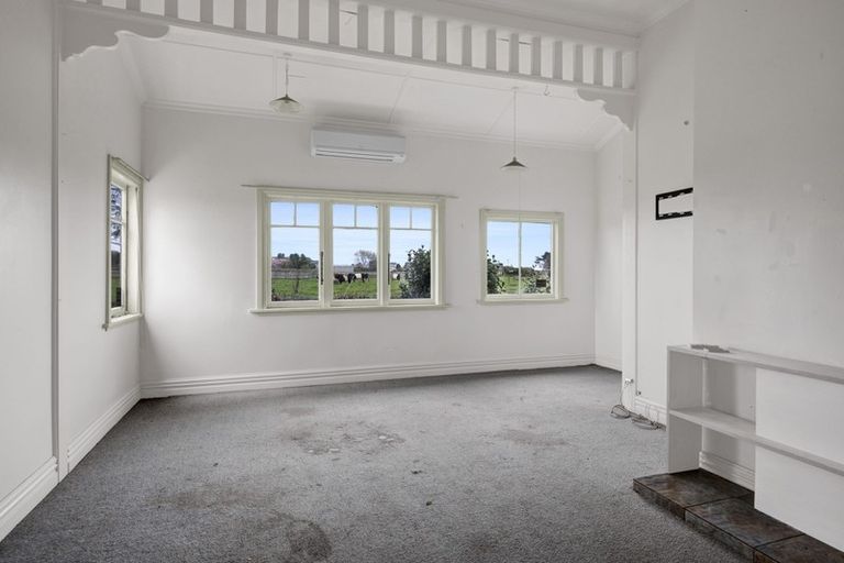 Photo of property in 41 County Drive, Hawera, 4610