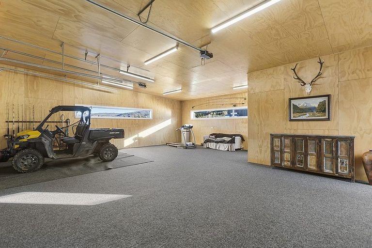 Photo of property in 102 Hall Road, Bannockburn, Cromwell, 9384