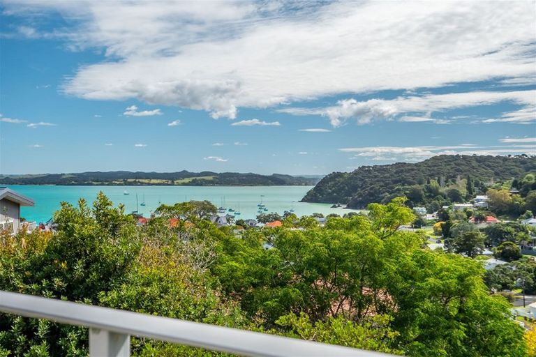 Photo of property in 3 Oneroa Road, Russell, 0202