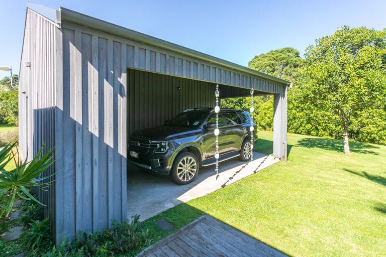 Photo of property in 7 Pye Place, Hot Water Beach, Whitianga, 3591