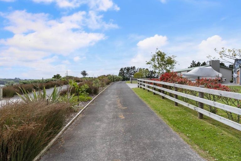 Photo of property in 6 Johnson Place, Stillwater, Silverdale, 0993