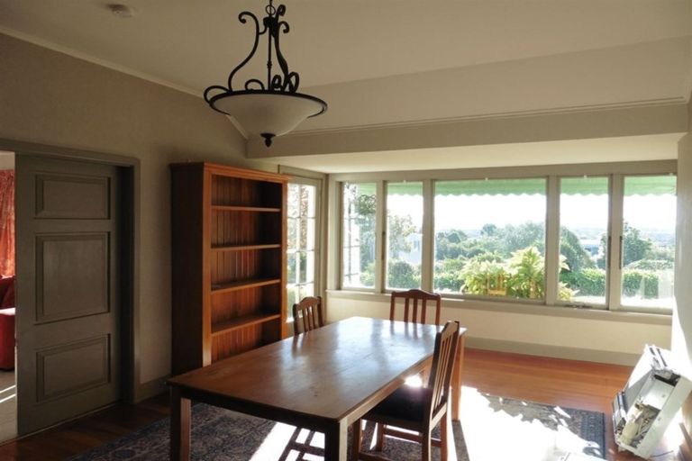 Photo of property in 5 Lady Polson Lane, Cashmere, Christchurch, 8022