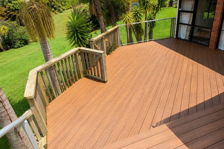 Photo of property in 161 West Harbour Drive, West Harbour, Auckland, 0618