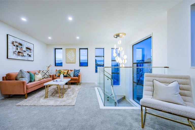 Photo of property in 10 Monte Cristal Avenue, Swanson, Auckland, 0614