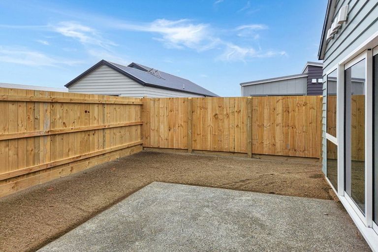 Photo of property in 5 Rotoiti Place, Paraparaumu, 5032