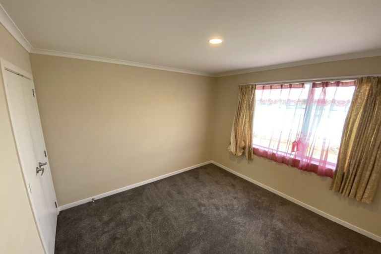 Photo of property in 104 Stancombe Road, Flat Bush, Auckland, 2016