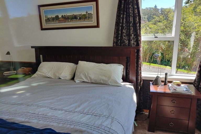 Photo of property in 91 Fulford Street, New Plymouth, 4310