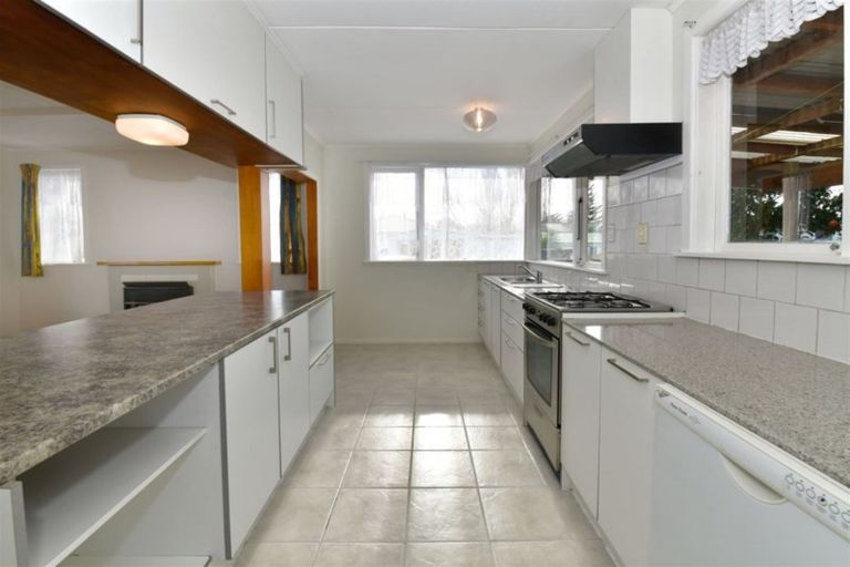 Photo of property in 128a Parkhurst Road, Parakai, 0830