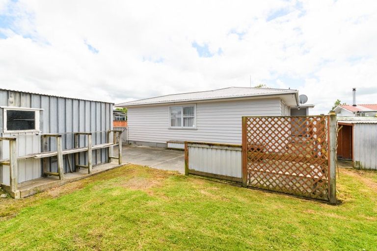 Photo of property in 8 Anakiwa Street, Kelvin Grove, Palmerston North, 4414