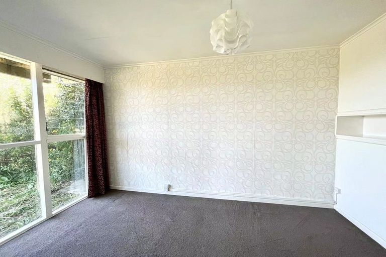 Photo of property in 114 Arran Road, Browns Bay, Auckland, 0630