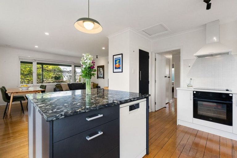 Photo of property in 11 Keats Terrace, Leamington, Cambridge, 3432
