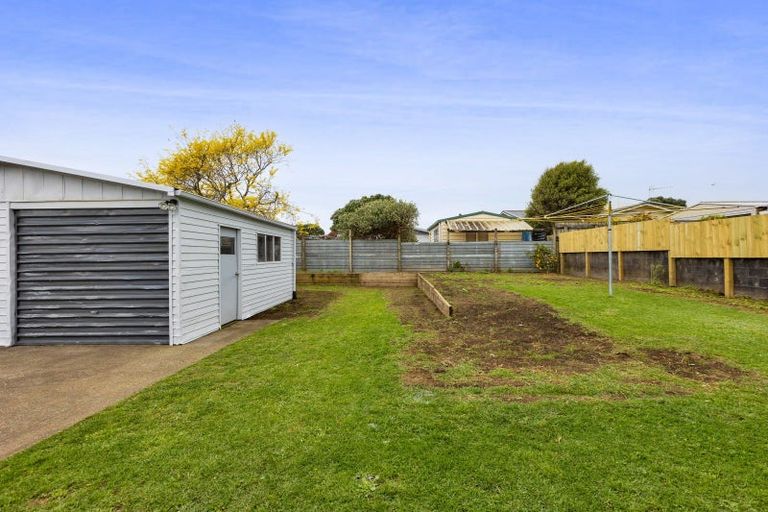 Photo of property in 30 Harris Street, Waitara, 4320