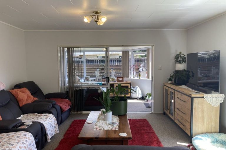 Photo of property in 1/9 Pukekohatu Street, Waitara, 4320