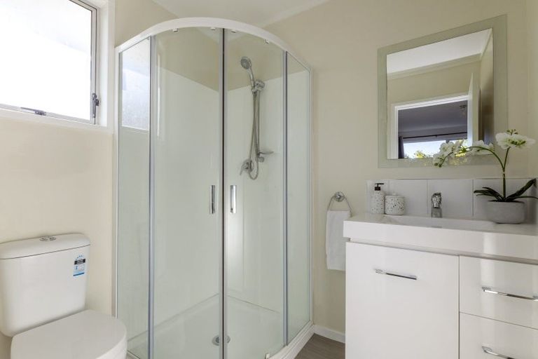 Photo of property in 52 Hyde Avenue, Richmond Heights, Taupo, 3330