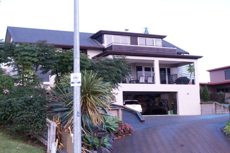 Photo of property in 4a Cleary Terrace, Cockle Bay, Auckland, 2014
