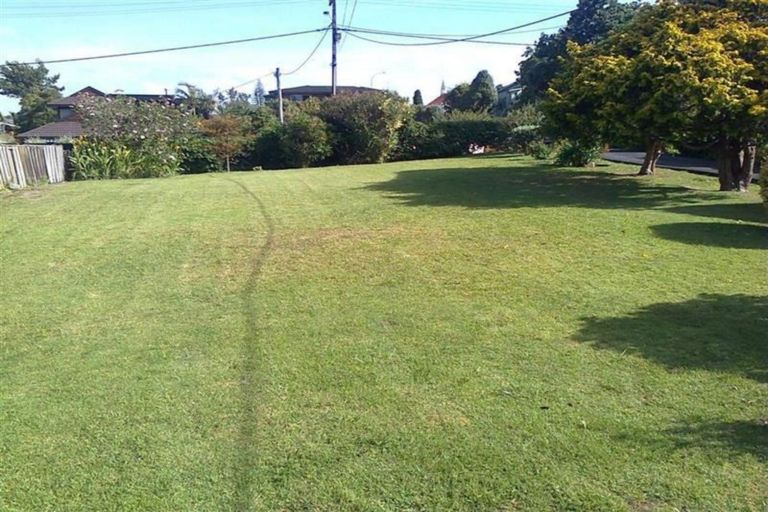 Photo of property in 3/3 Penzance Road, Mairangi Bay, Auckland, 0630