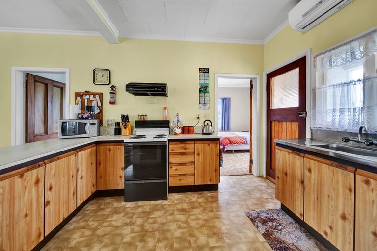 Photo of property in 11 Kent Terrace, Midhirst, Stratford, 4394