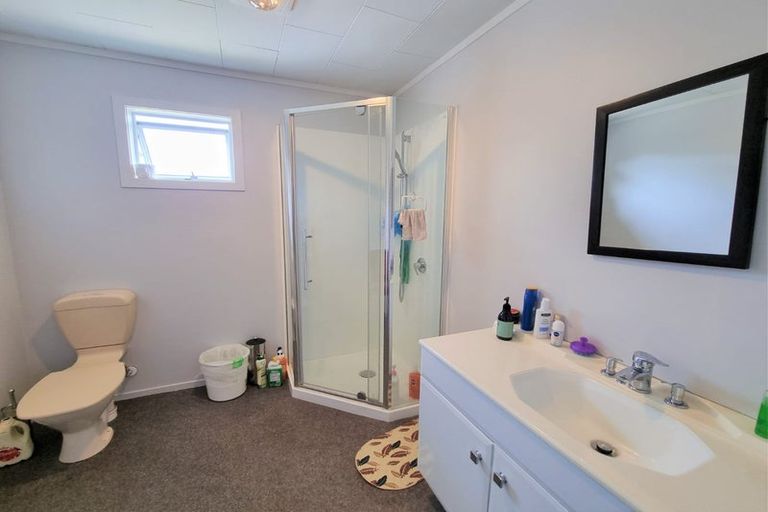 Photo of property in 27 Galway Avenue, Hokowhitu, Palmerston North, 4410