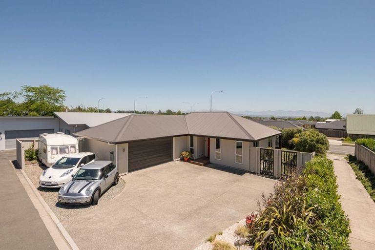 Photo of property in 18 Melfield Place, Richmond, 7020