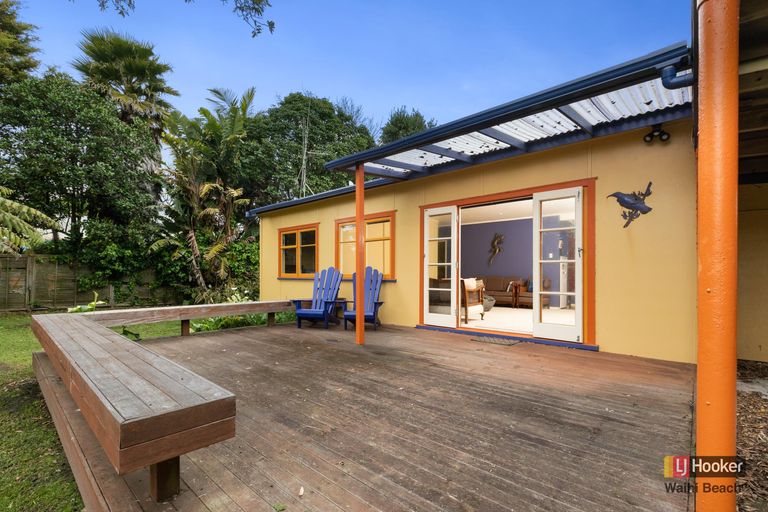Photo of property in 2 Snell Crescent, Waihi Beach, 3611