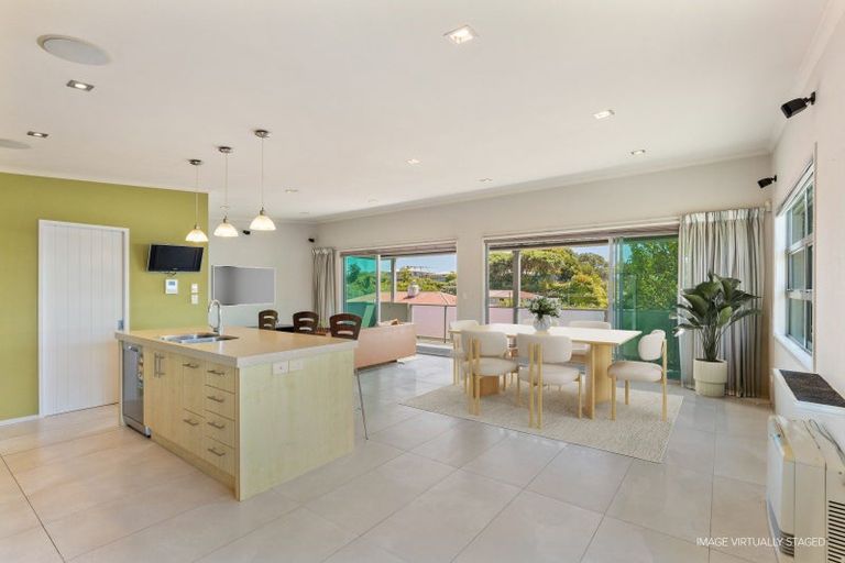 Photo of property in 42b Calvert Road, Lynmouth, New Plymouth, 4310