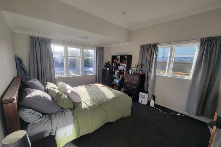 Photo of property in 4 Atiawa Street, Petone, Lower Hutt, 5012