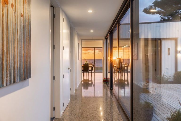 Photo of property in 257 Rosetta Road, Raumati Beach, Paraparaumu, 5032