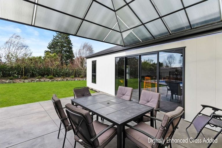 Photo of property in 17 Redhaven Rise, Netherby, Ashburton, 7700