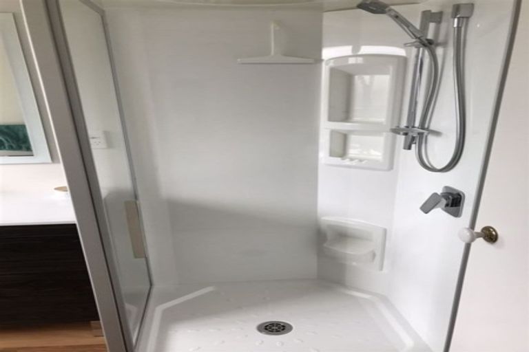 Photo of property in 22a Newnham Terrace, Upper Riccarton, Christchurch, 8041