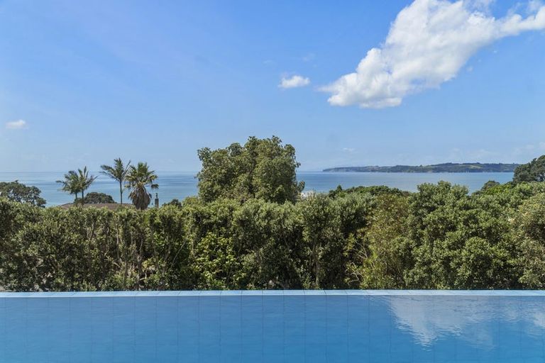 Photo of property in 36a Glenelg Road, Red Beach, 0932