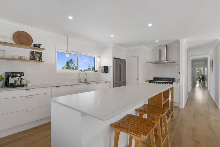 Photo of property in 53b Russell Road, Wainui, Silverdale, 0992