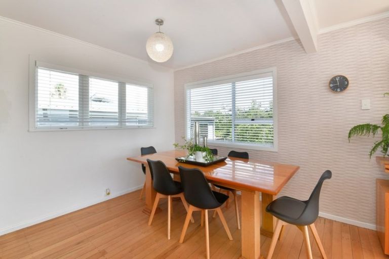 Photo of property in 27 Scott Road, Stanmore Bay, Whangaparaoa, 0932