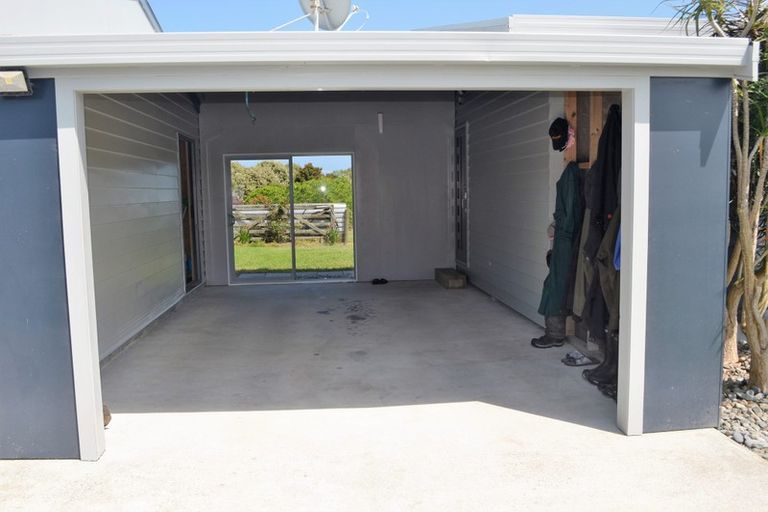 Photo of property in West Coast Road, Te Kopuru, 0371