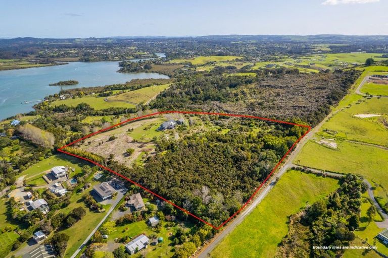 Photo of property in 28 Kurapari Road, Kerikeri, 0294