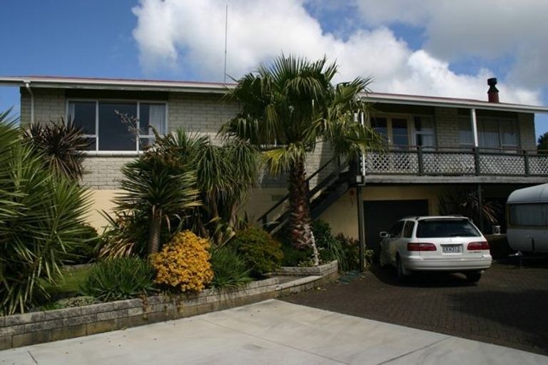Photo of property in 32 Coppelia Avenue, Omokoroa, 3114