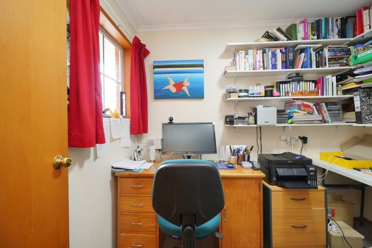 Photo of property in 7 Mcleod Court, Rosedale, Invercargill, 9810