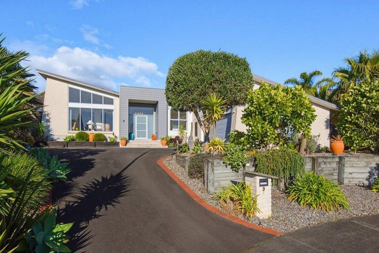 Photo of property in 9 Cadastral Court, Paraparaumu, 5032